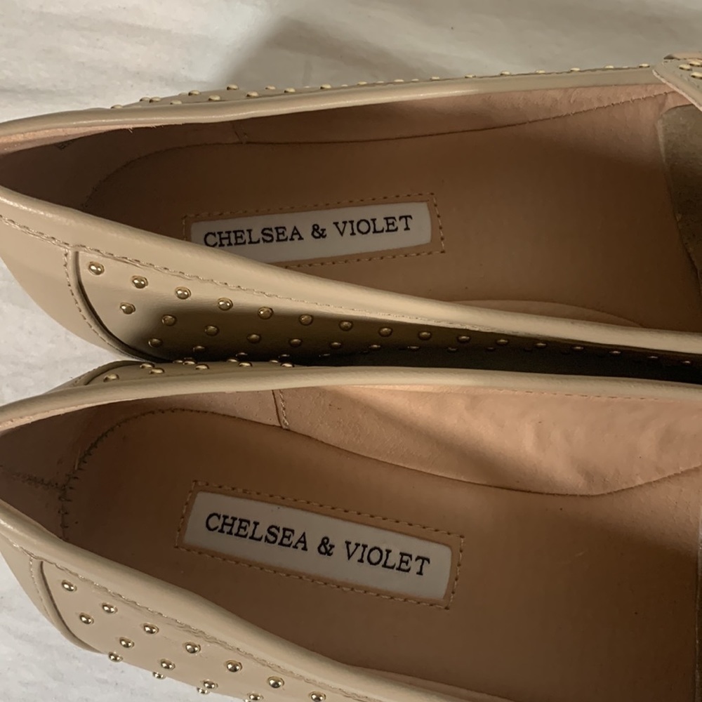 NIB Chelsea & Violet Lisle Studded Leather Loafer Flats, 8 - Picture 8 of 11